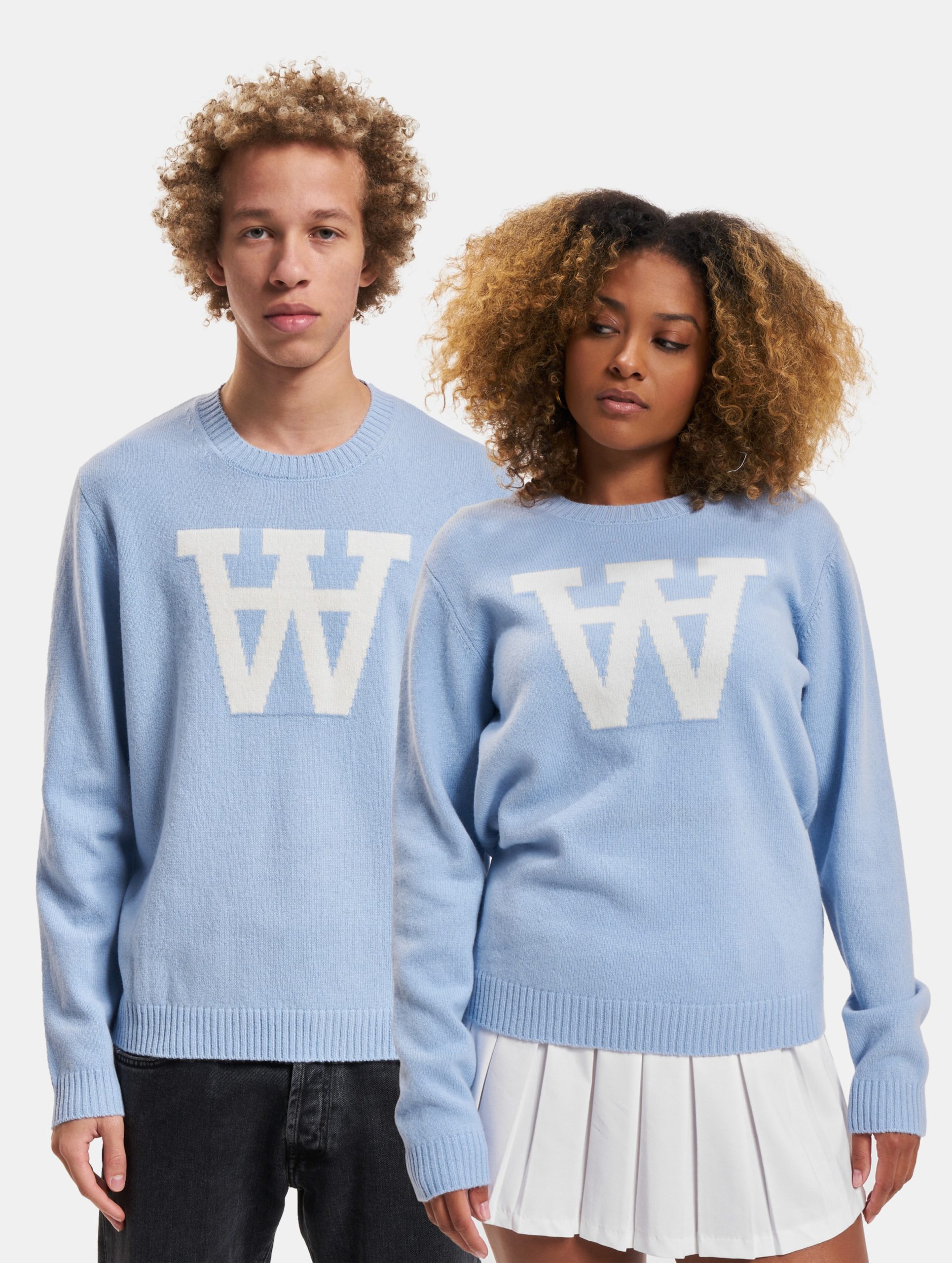 Wood Pullover