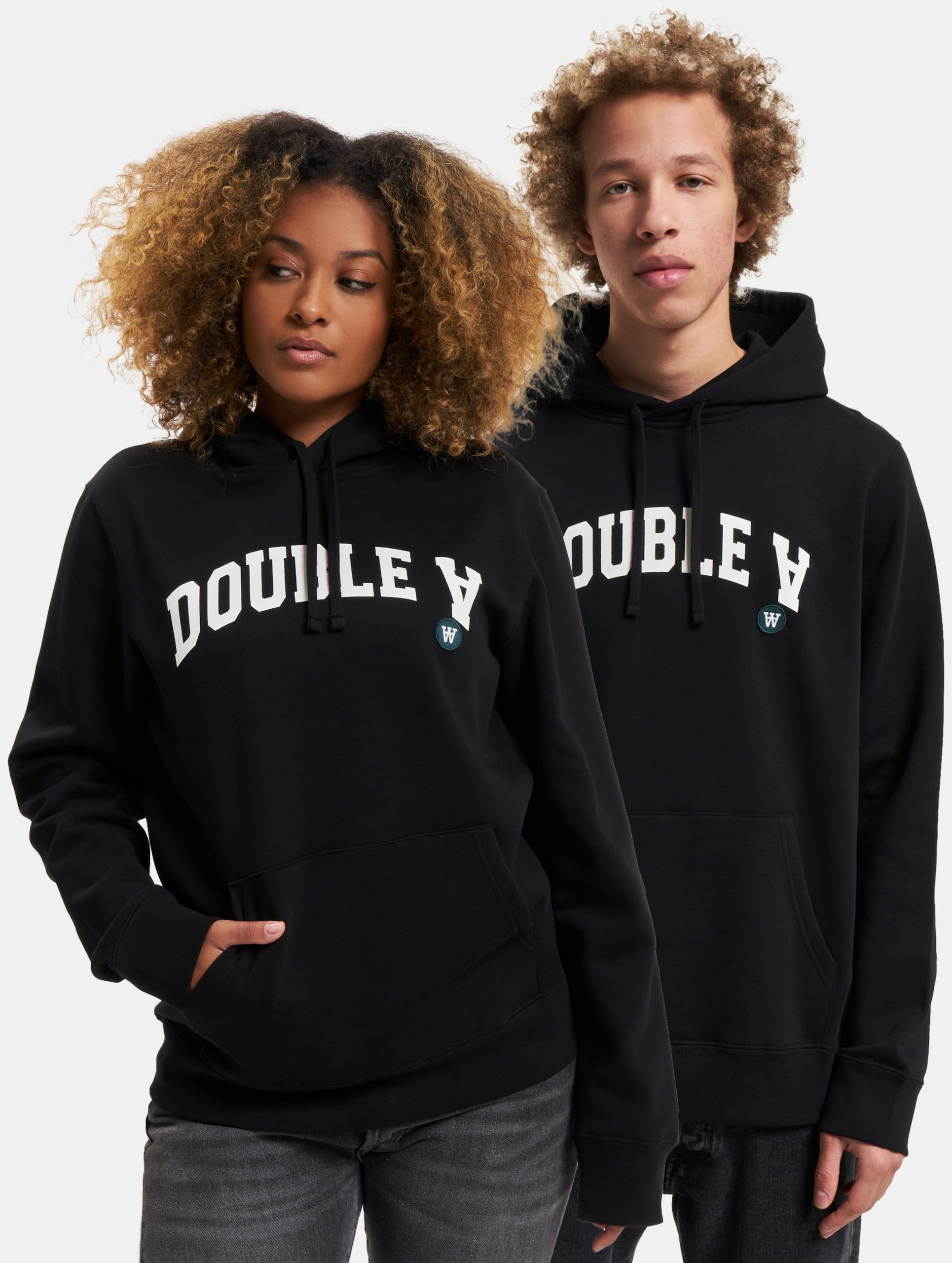 Wood Pullover