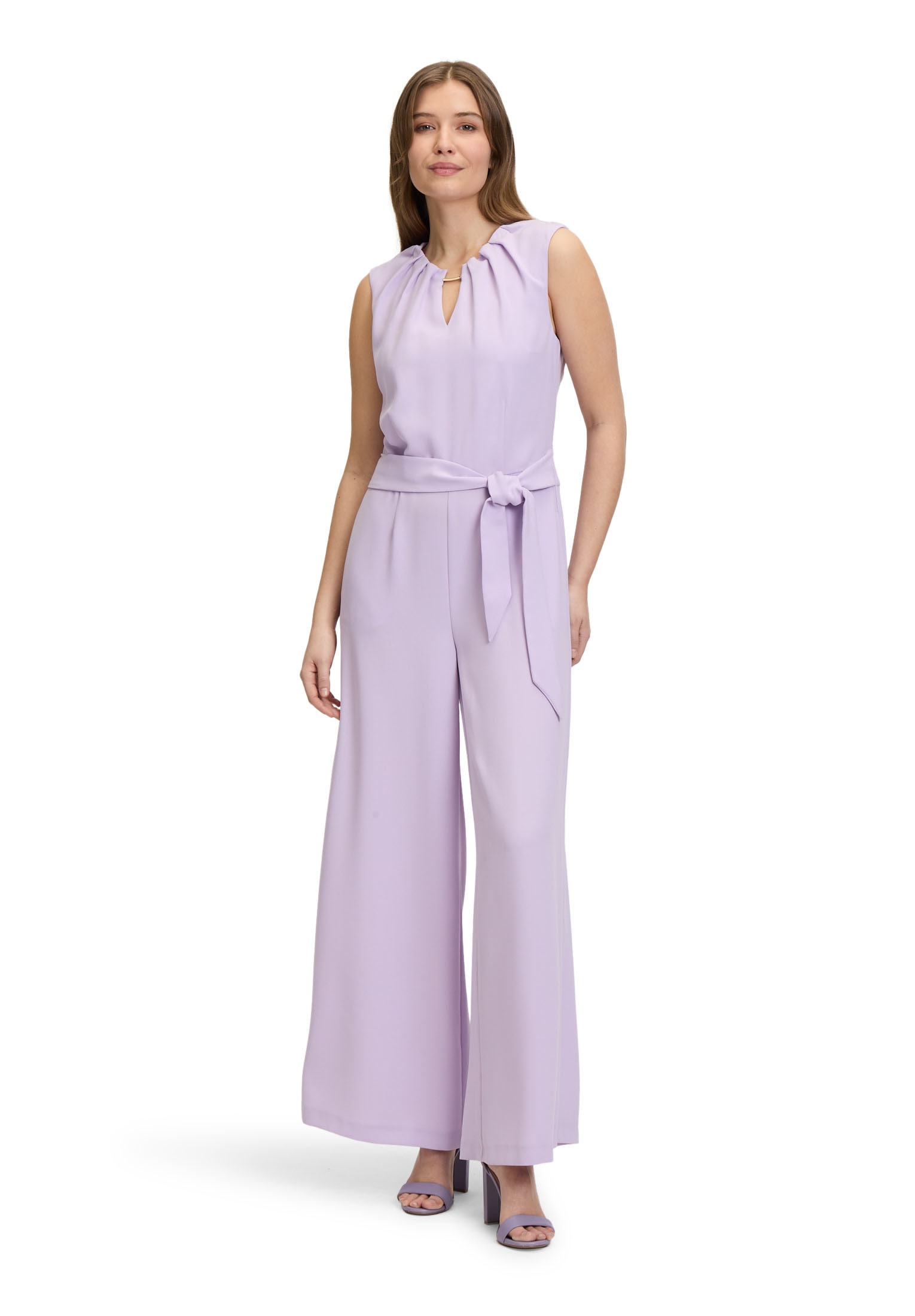 Betty&Co Overall "Betty & Co Jumpsuit ohne Arm", (1 tlg.), Falten