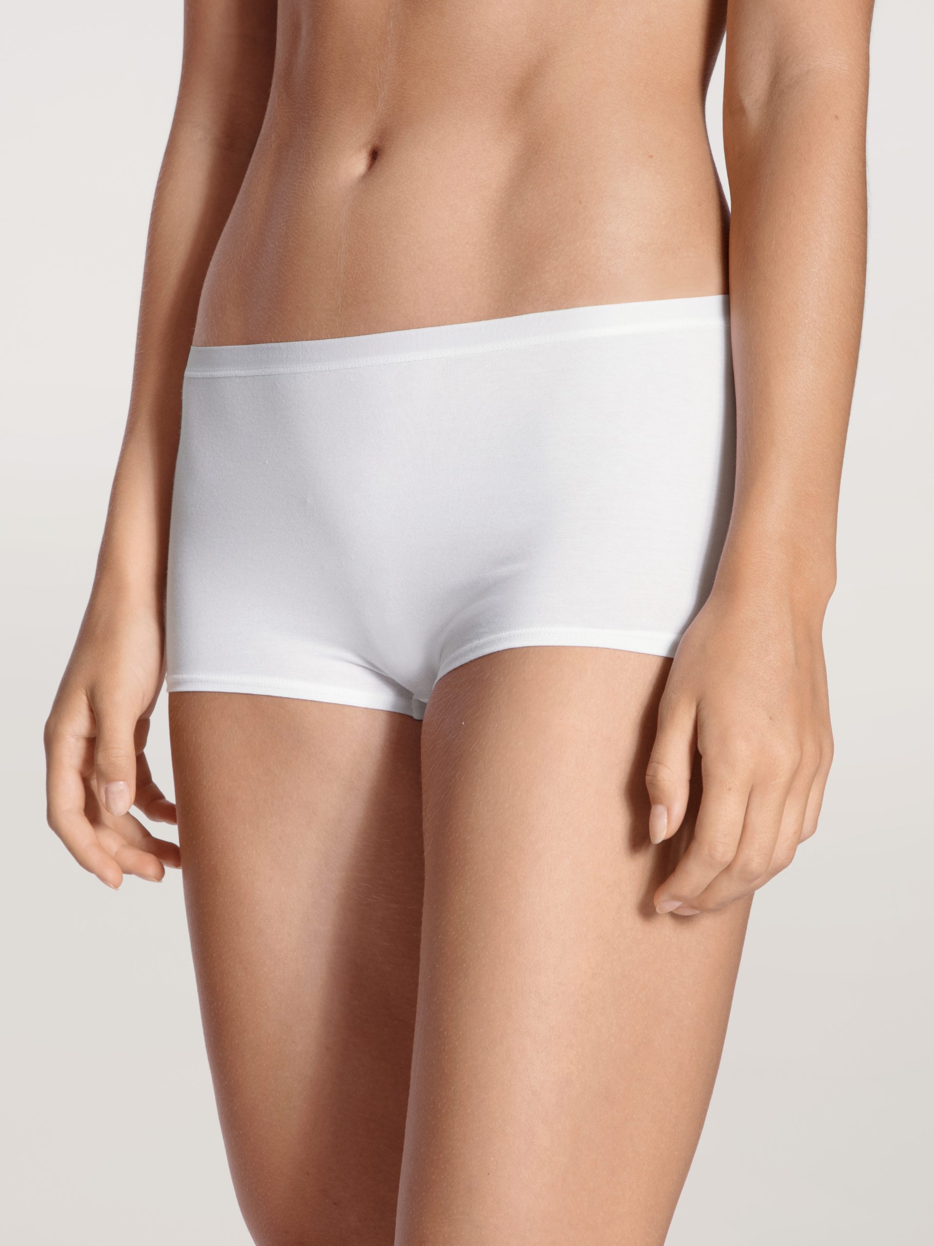 CALIDA Panty "Natural Comfort", mit natürlichem Glanz und glattem Griff