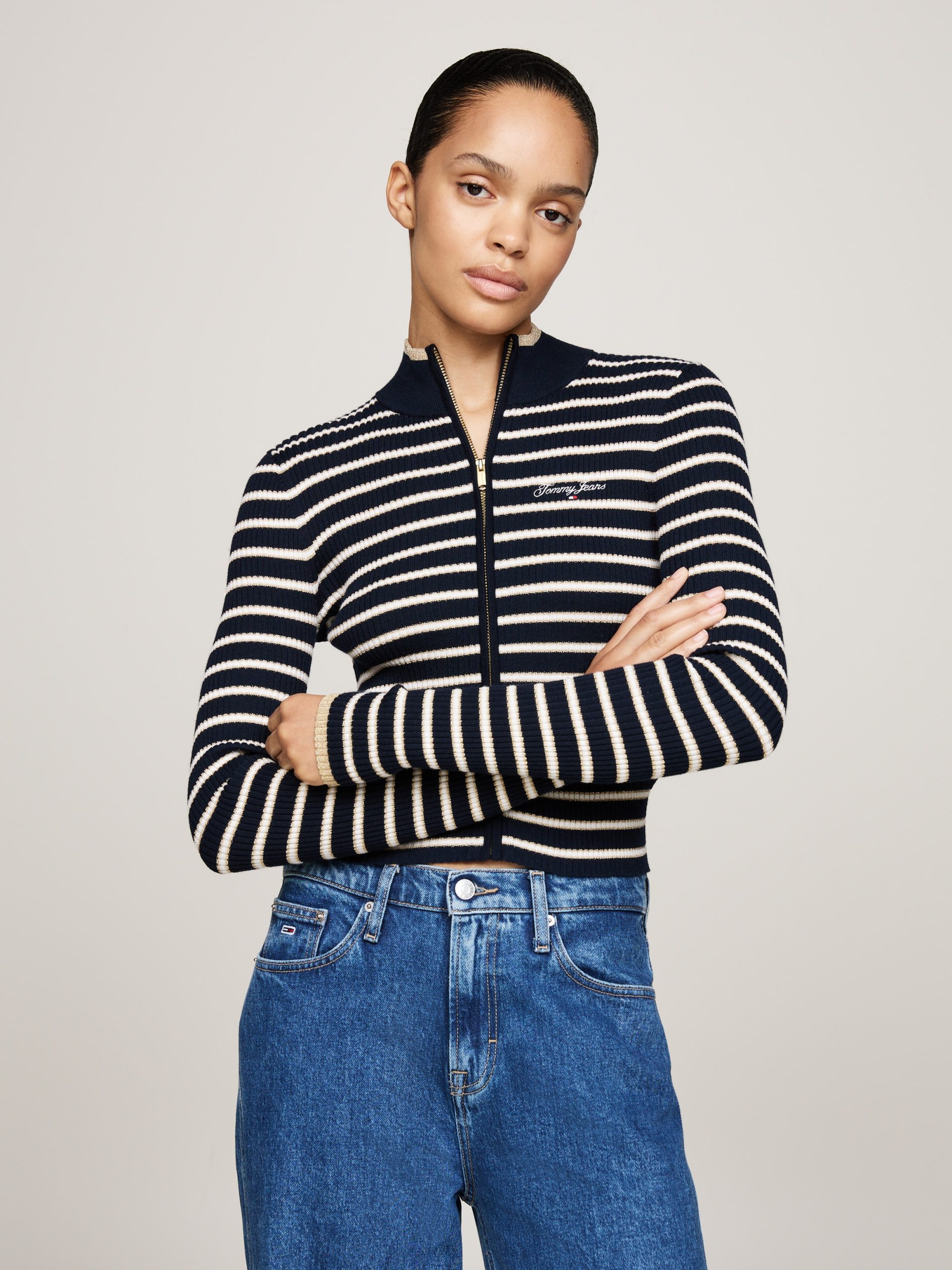 Tommy Jeans Strickjacke "TJW METALLIC TIP ZIP CARDIGAN", mit Glitzer