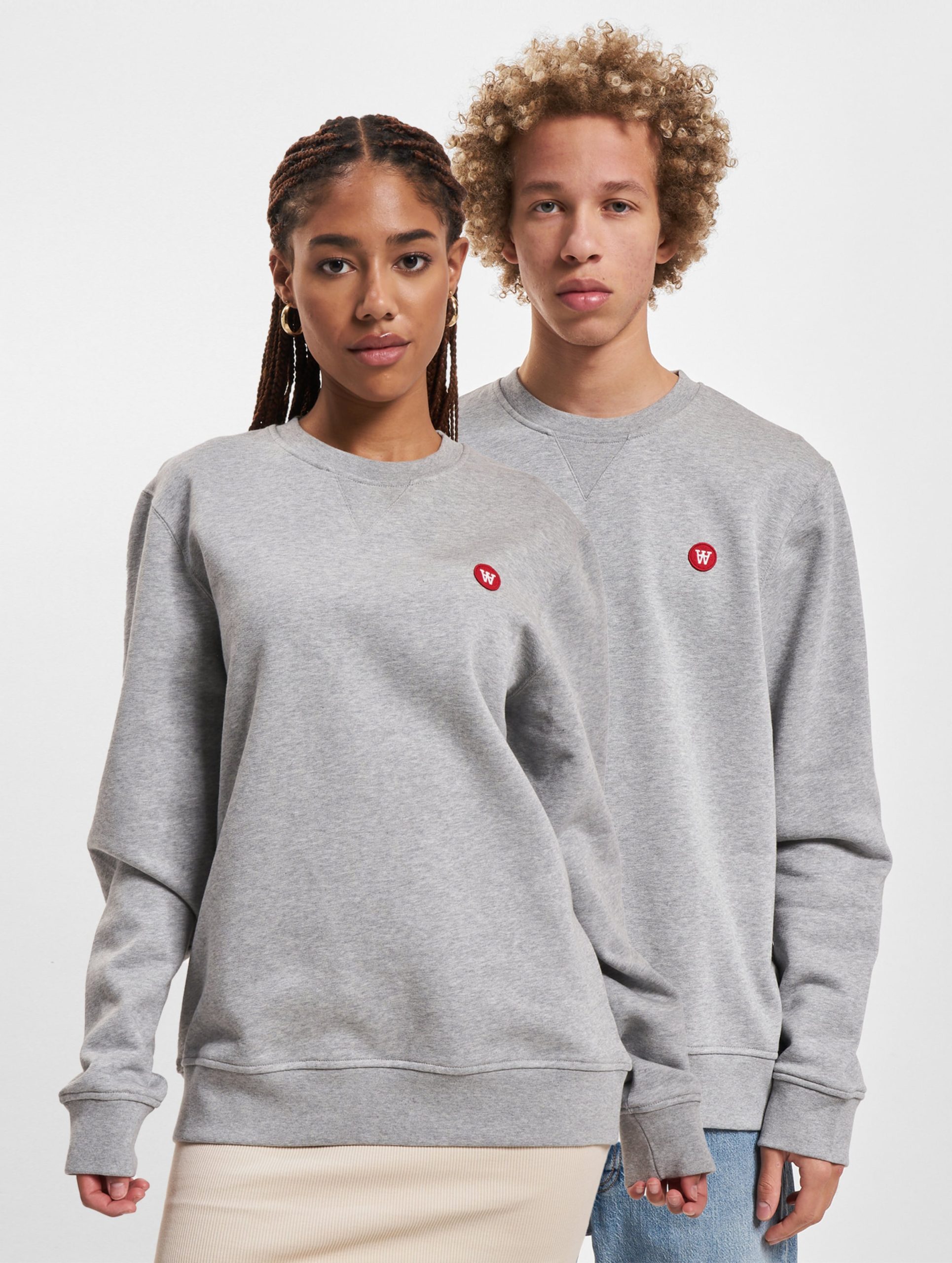 Wood Pullover
