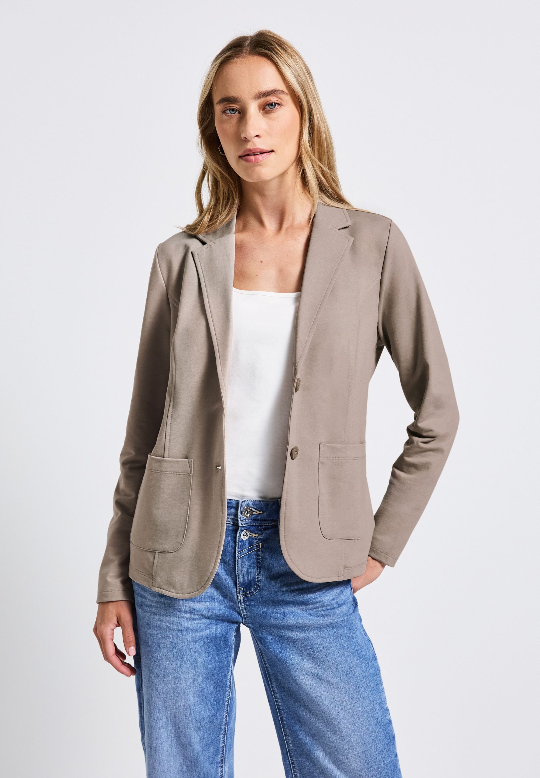 STREET ONE Kurzblazer, aus Baumwolle mit Stretchanteil