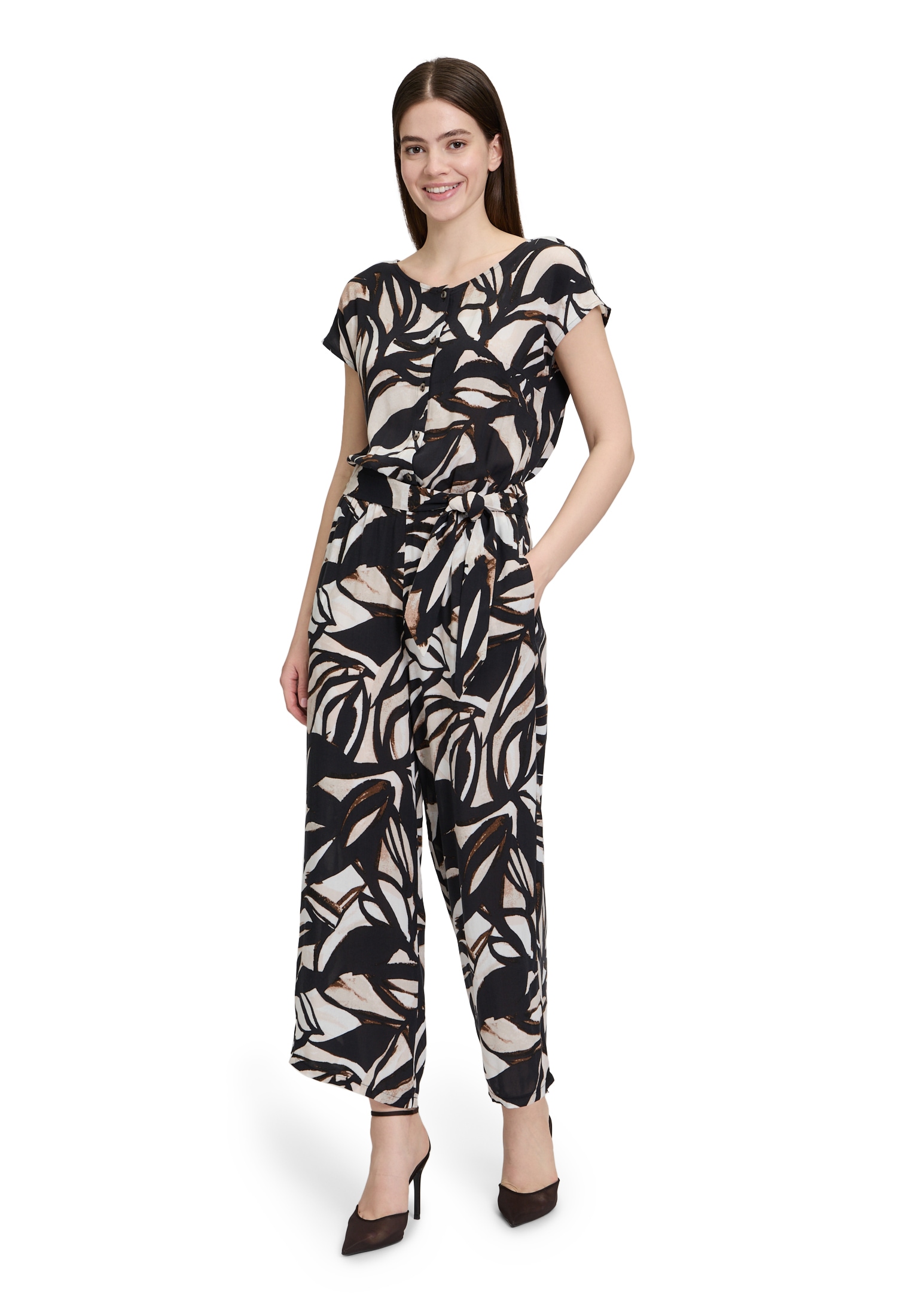 Betty&Co Overall "Betty & Co Damen Jumpsuit mit U-Boot-Ausschnitt", (1 tlg.), Nahtführung