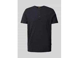 T-Shirt mit Serafino-Ausschnitt