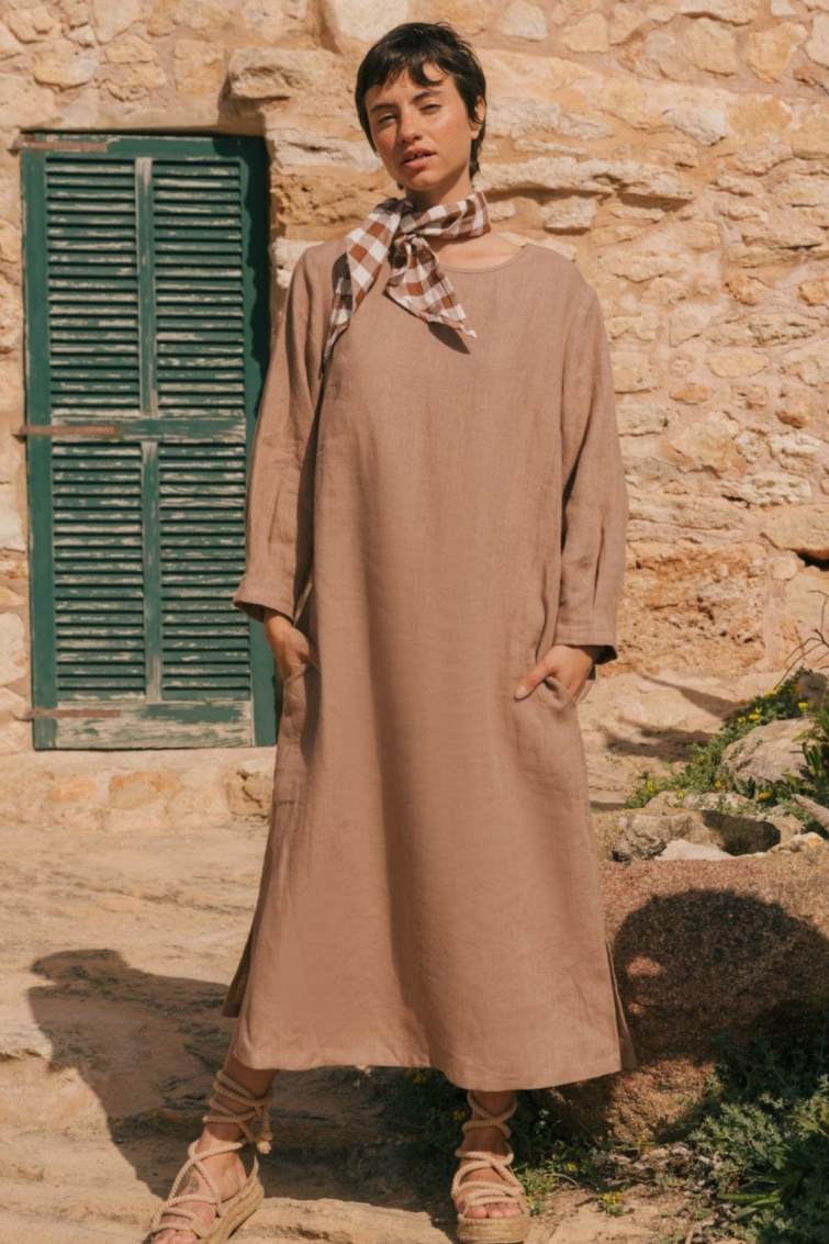 AmourLinen Damen vegan Kleid Lang LÃ¤nge Amalia Rosy Braun