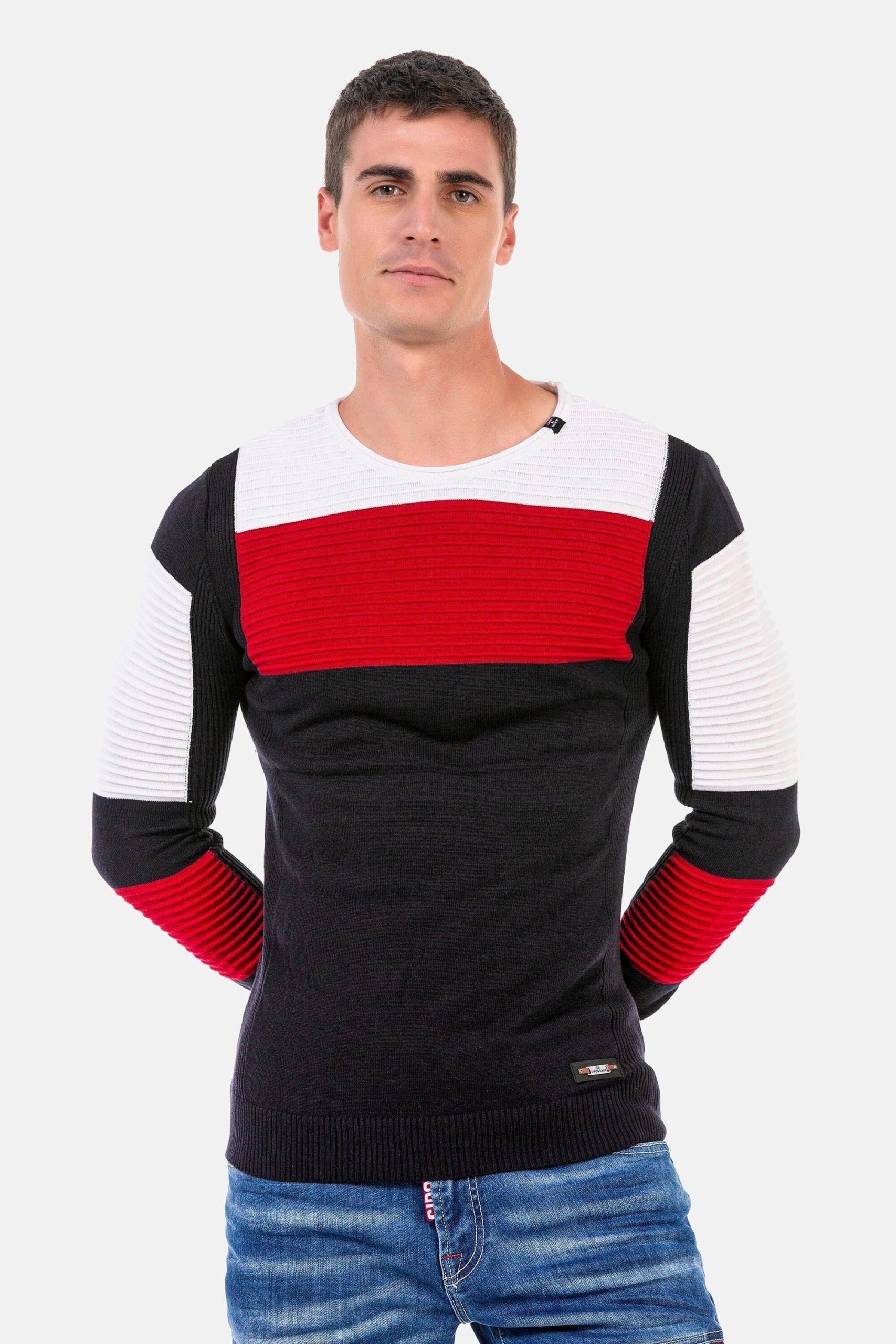 Cipo & Baxx Rundhalspullover "Pullover", (1 tlg.), in extravagantem Strickdesign, CP247