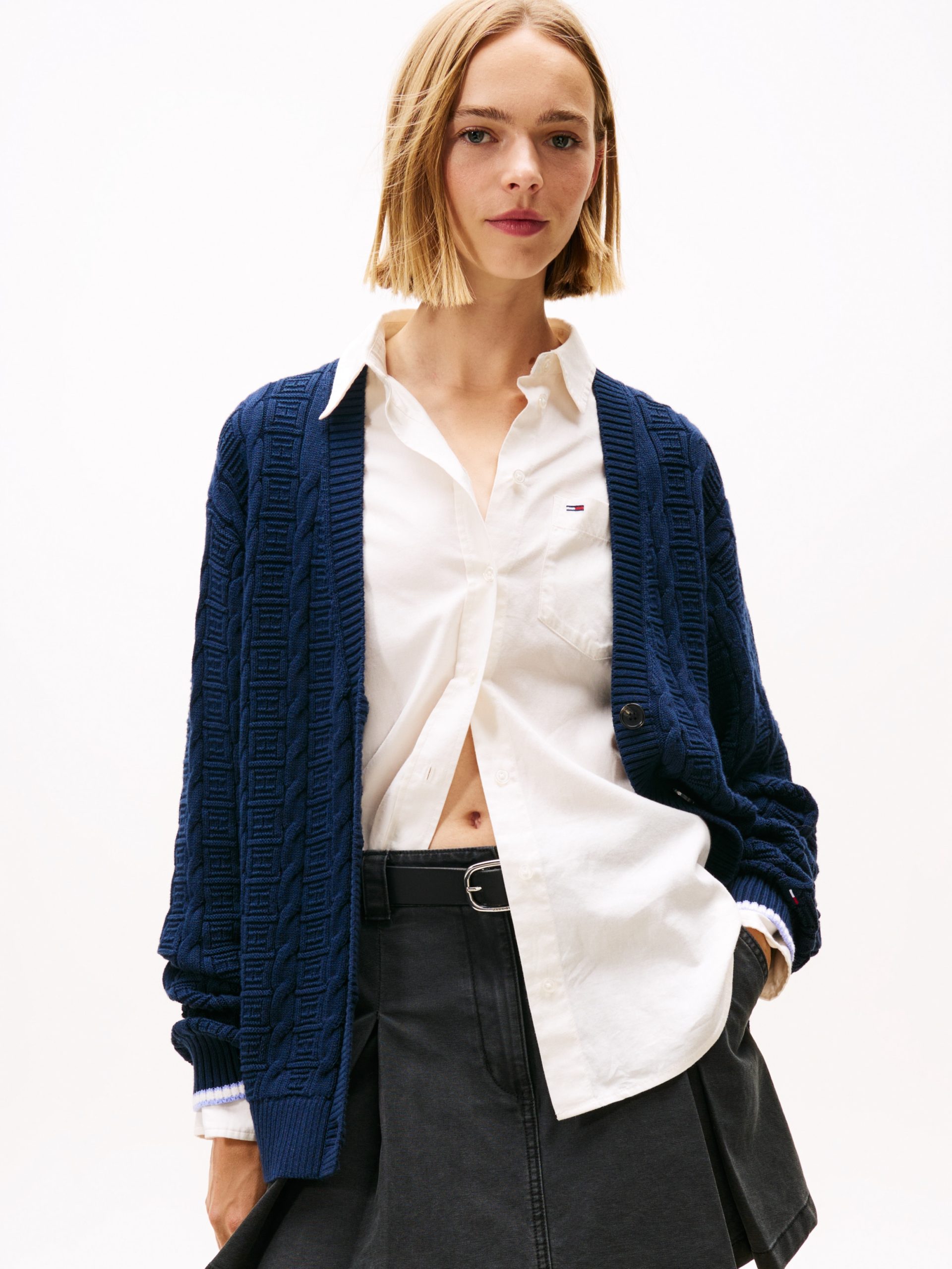 Tommy Jeans Strickjacke "TJW CABLE CARDIGAN", mit Zopfmuster