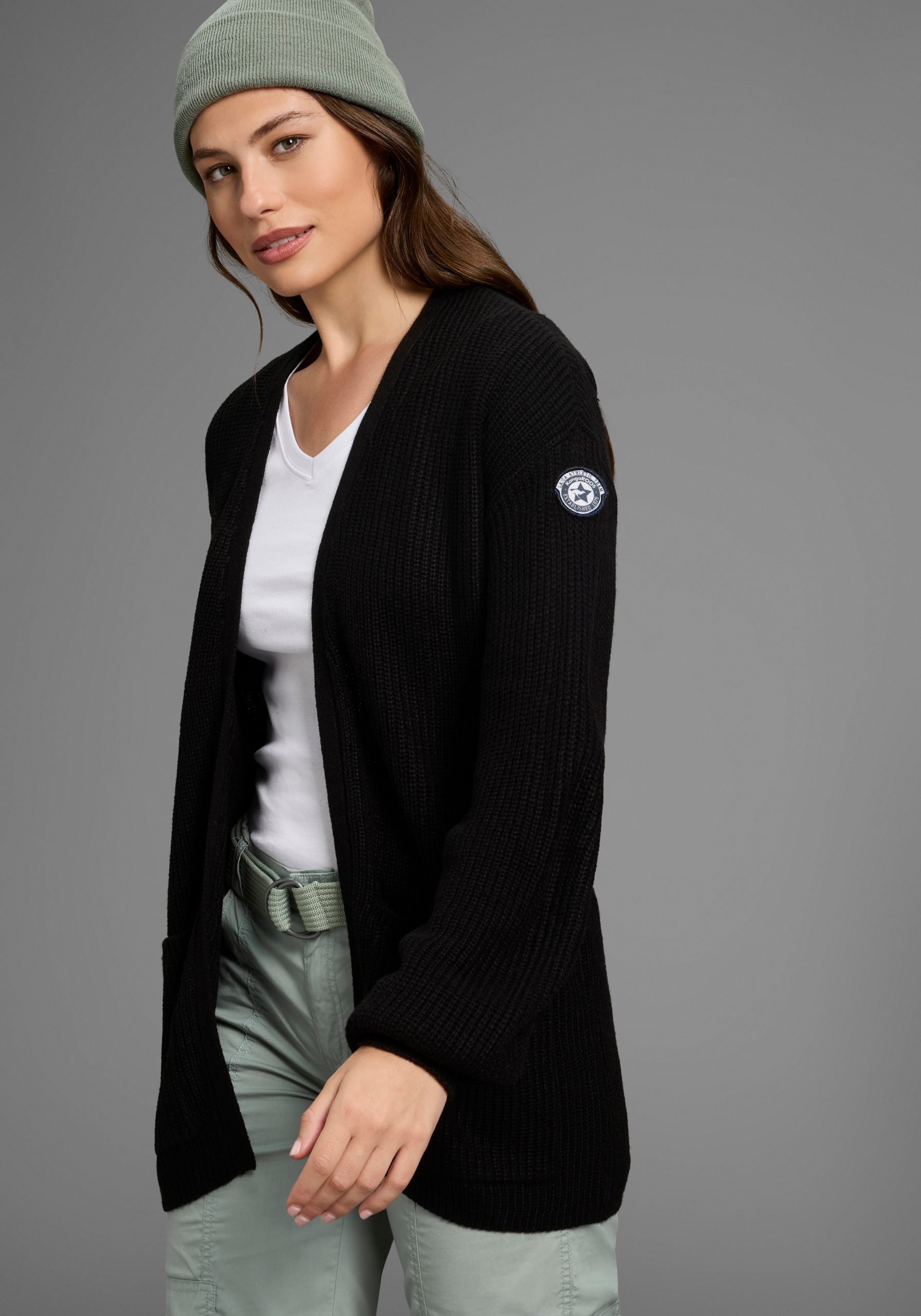 KangaROOS Strickjacke aus kuscheligem Strick