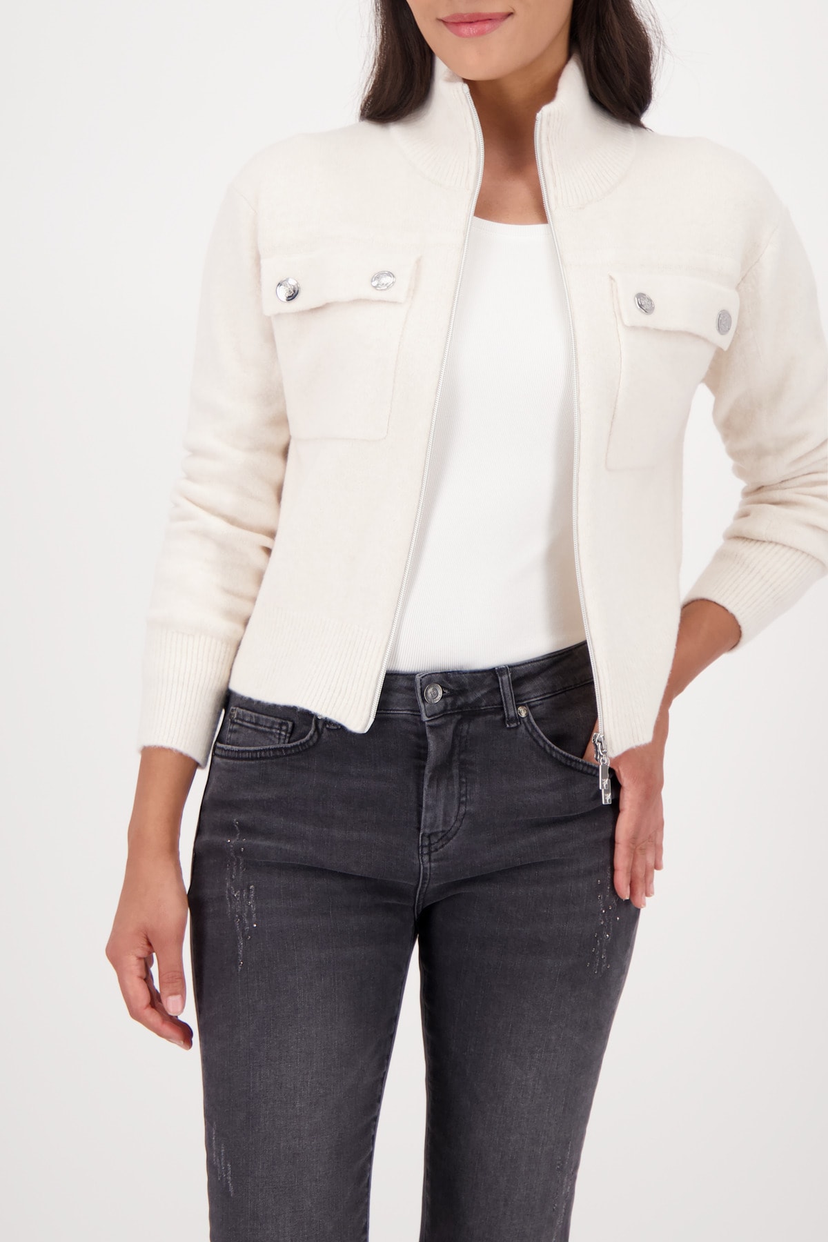 Monari Strickjacke "Jacke Strickjacke" Körpernahe Passform mit Stehkragen