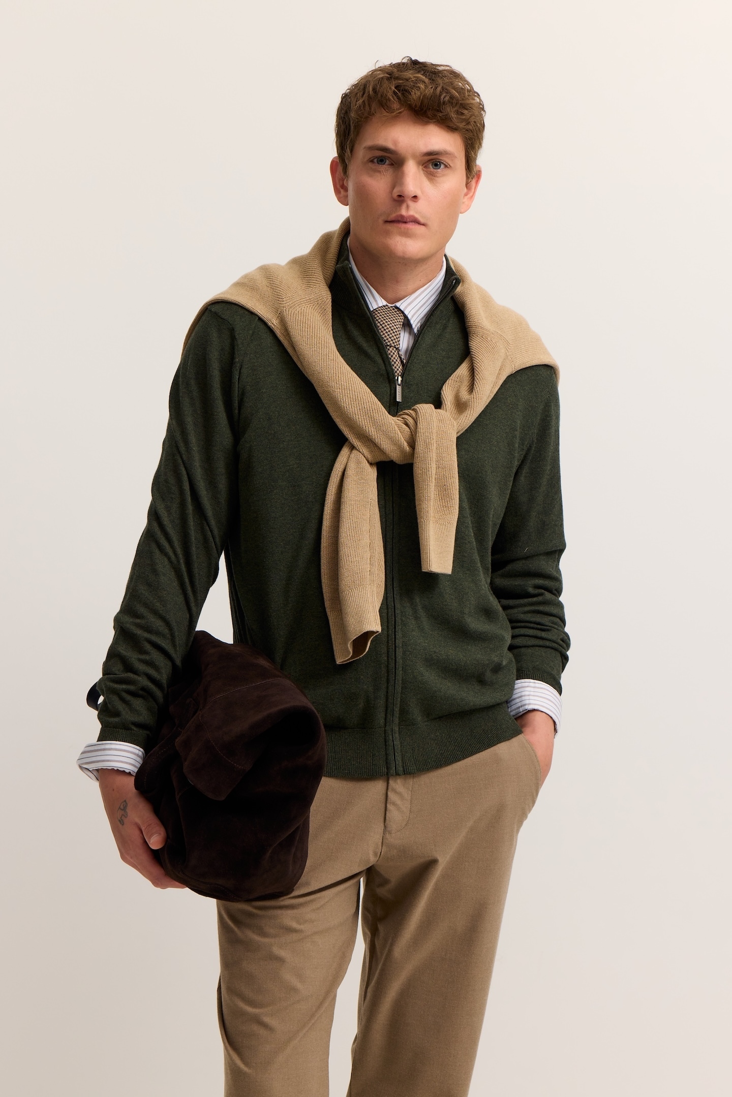 bugatti Strickjacke "Regular Fit" aus Baumwolle mit Stehkragen