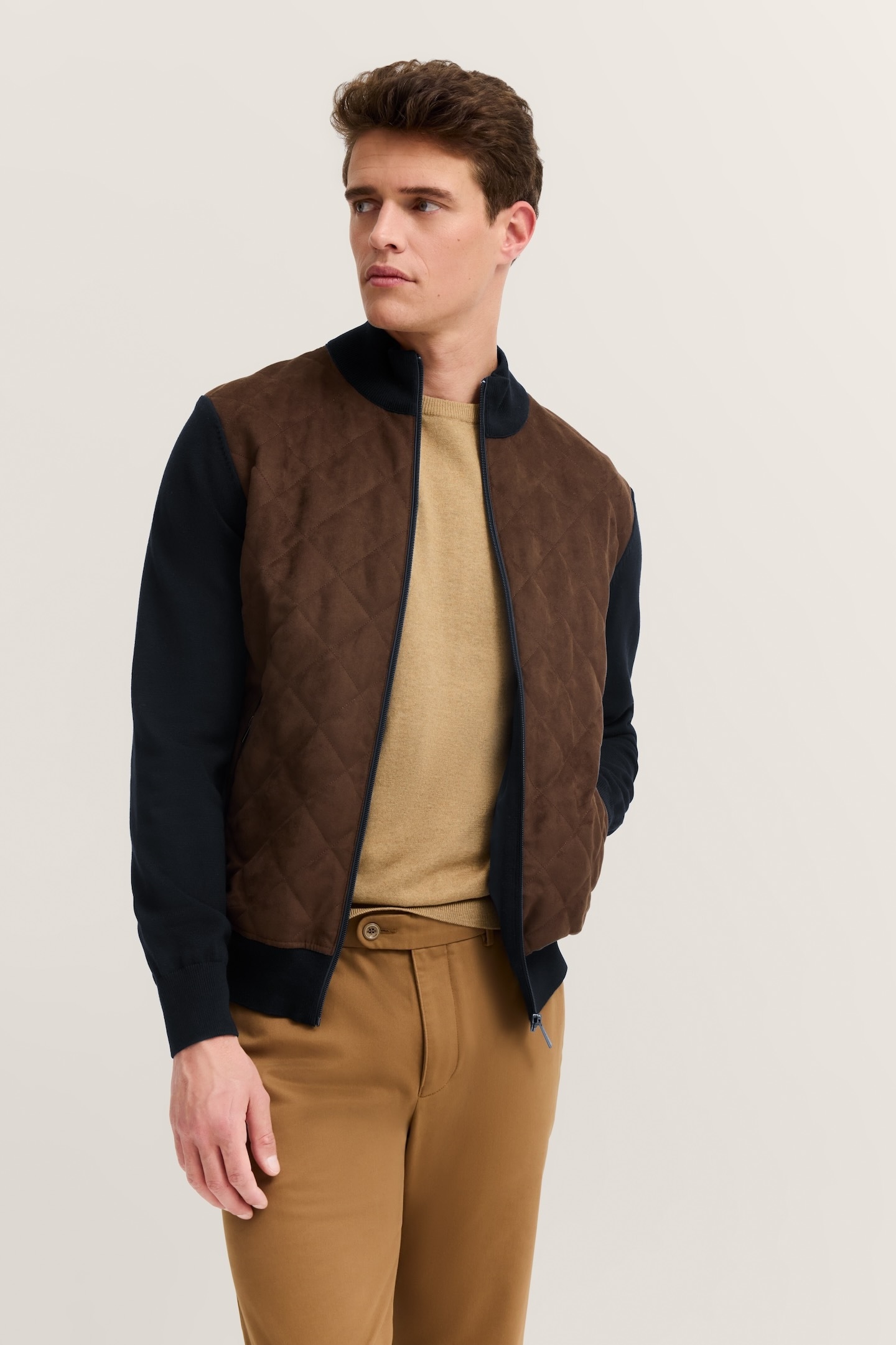 bugatti Strickjacke "Regular Fit" mit Velour-Front & Stehkragen