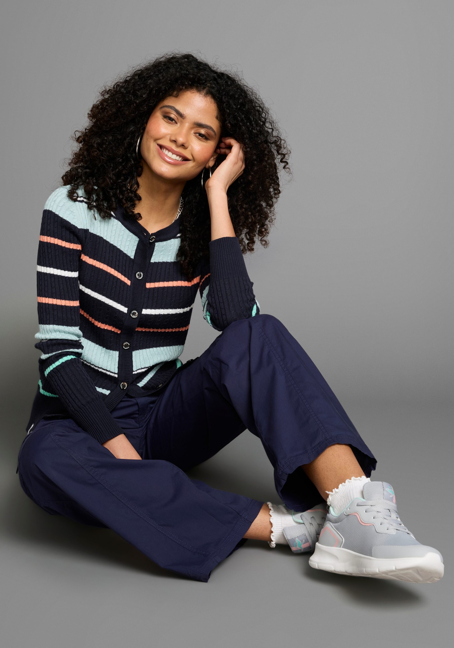 KangaROOS Strickjacke mit Zopfmuster und Streifen