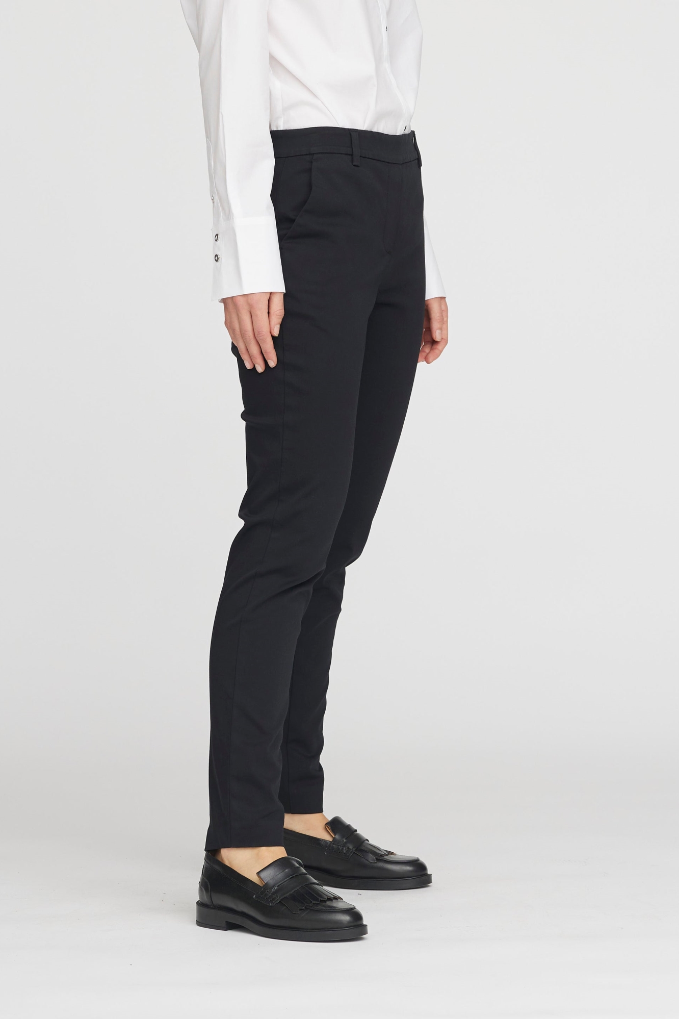 LAURIE Damen vegan Hose Fanny Slim Sl Schwarz