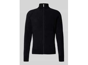 Strickjacke mit Stehkragen