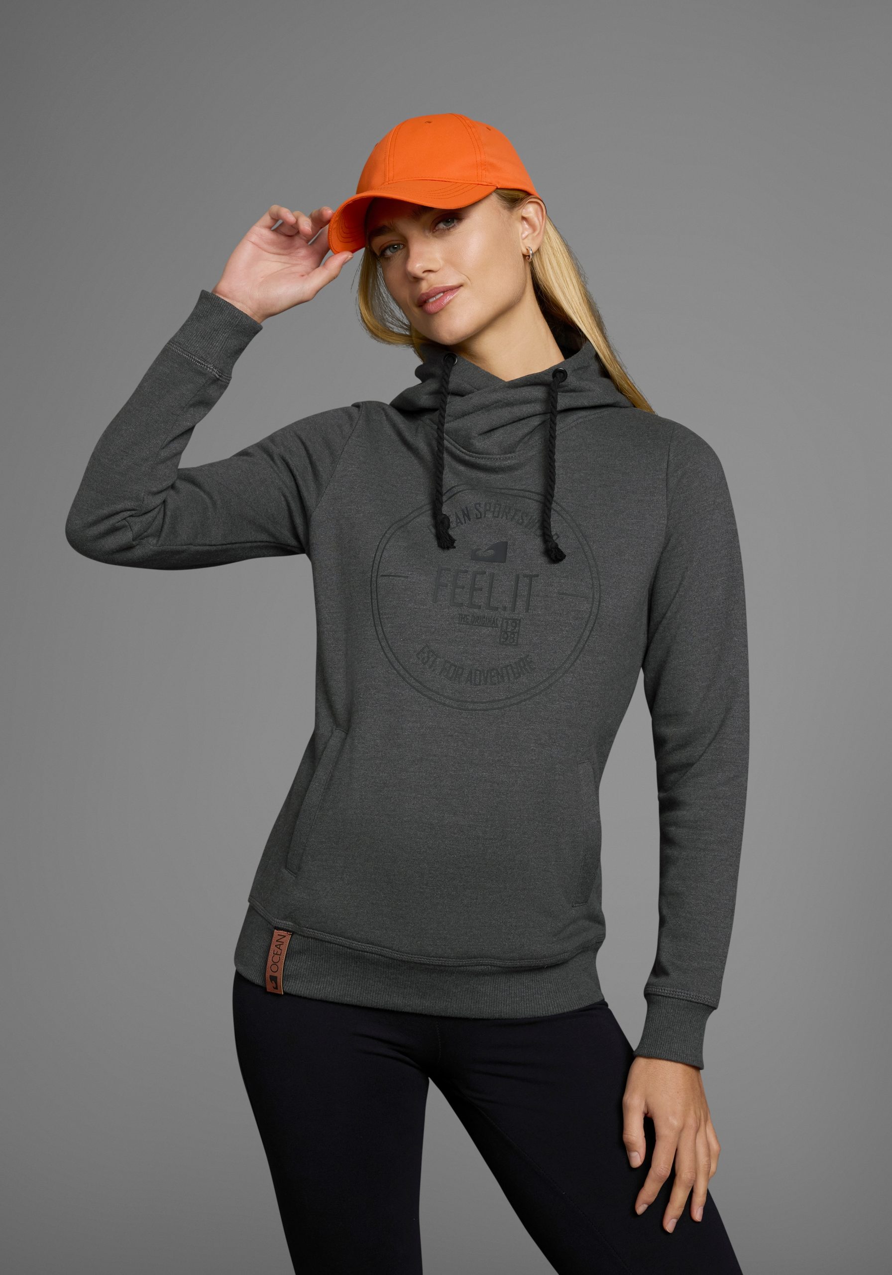Ocean Sportswear Kapuzensweatshirt "Essentials Sweatshirt", Langarm, figurbetonter Schnitt, unifarben