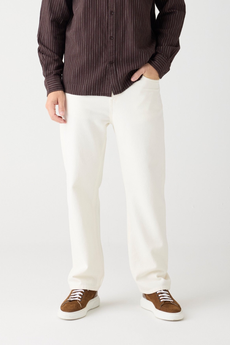 KnowledgeCotton Apparel Herren vegan Hose Weit Twill Flint Egret Weiß