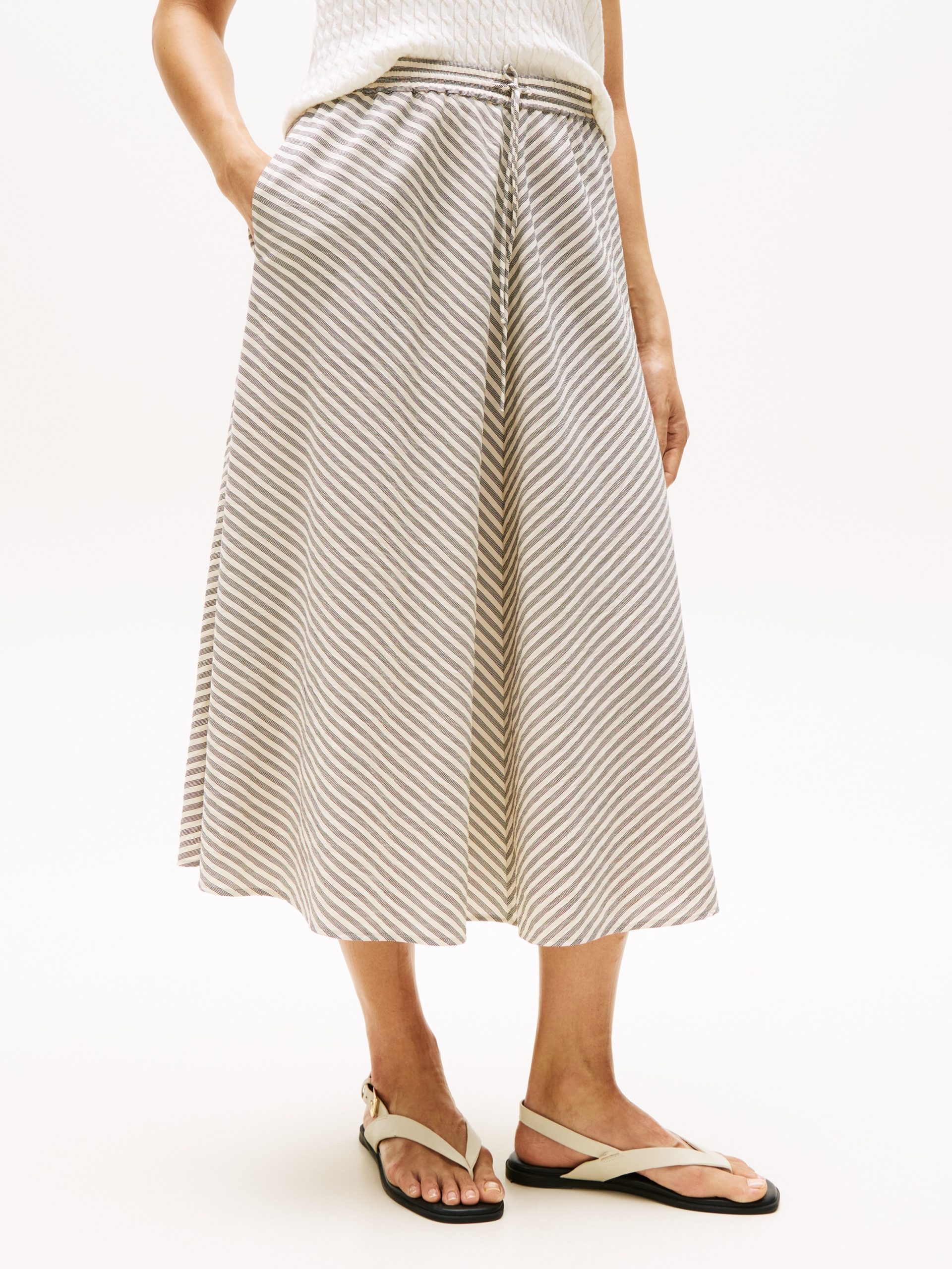 Tommy Hilfiger A-Linien-Rock "CRINKLE VISCOSE MIX MIDI SKIRT" mit Streifenmuster, mit Tunnelzug am Bund