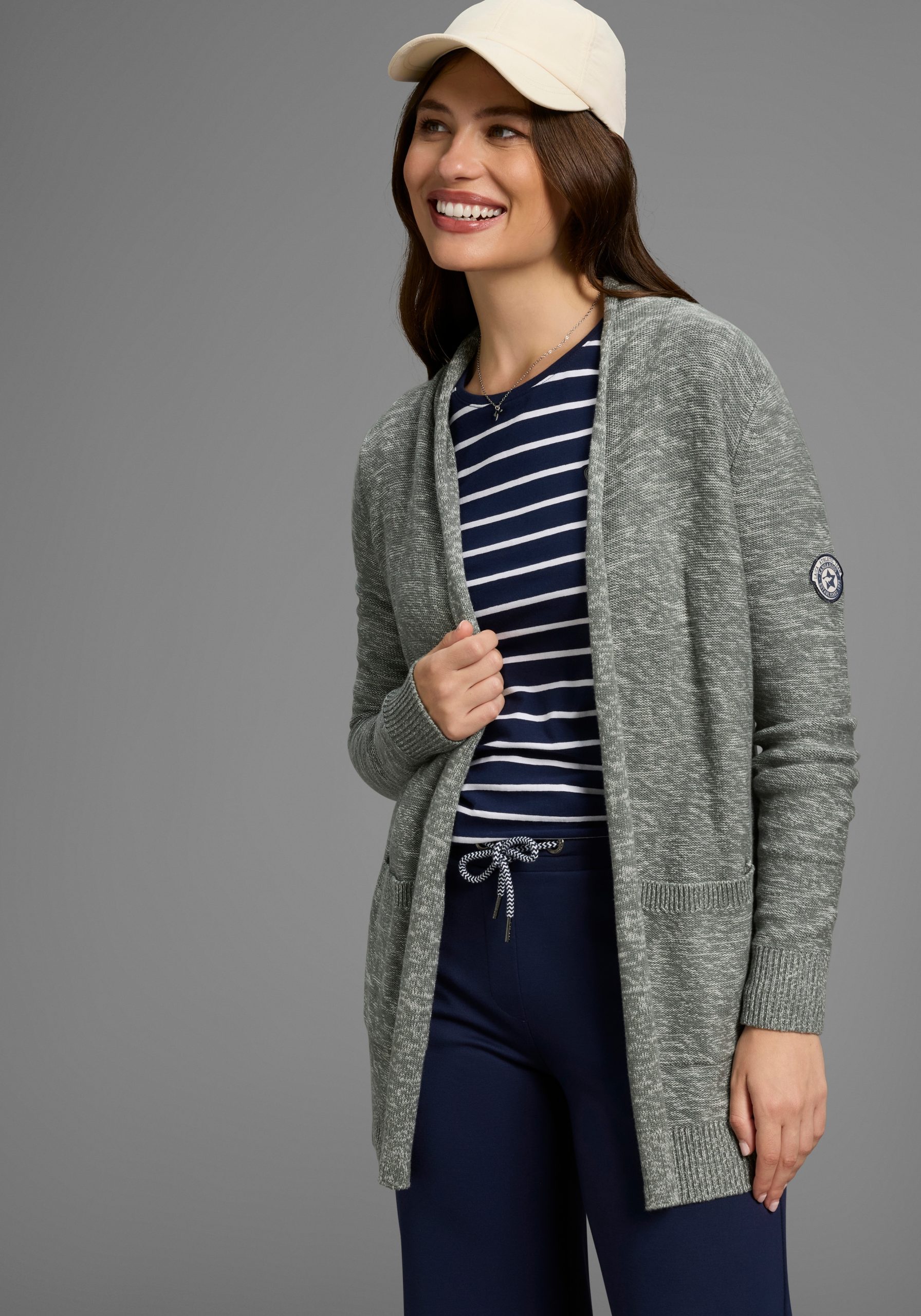 KangaROOS Strickjacke in melierter Optik