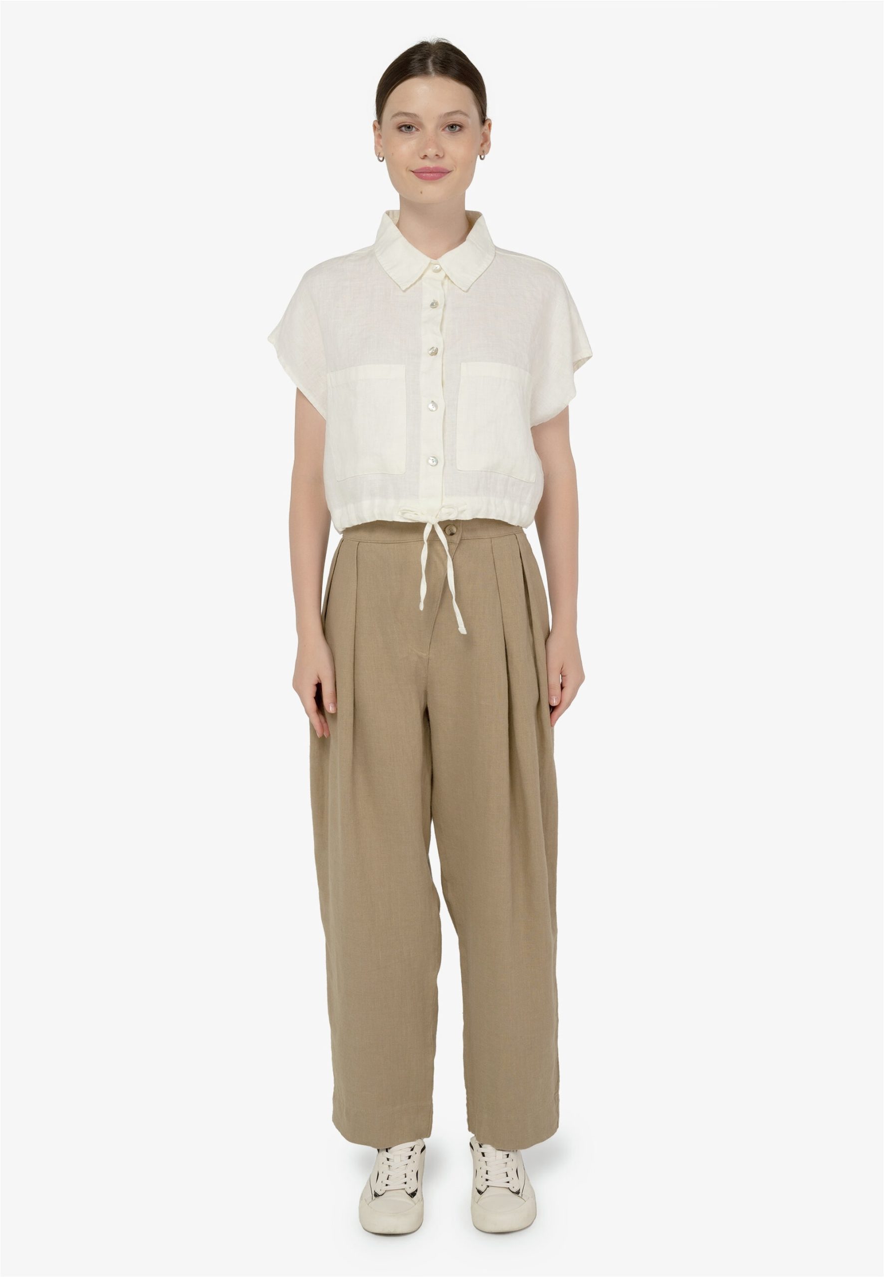 freshlions Klassische Bluse "Savannah" 1 mit lockerer Passform