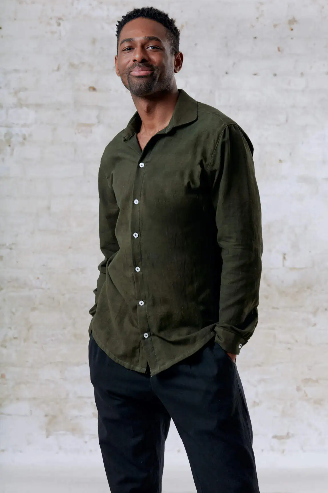 Jyoti Fair Works Herren vegan Hemd Himat Olivgrün